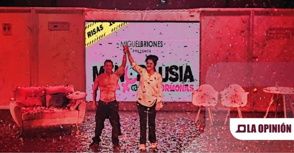 Bárbara Torres aborda con humor “Menopausia, la culpa es de las hormonas.”