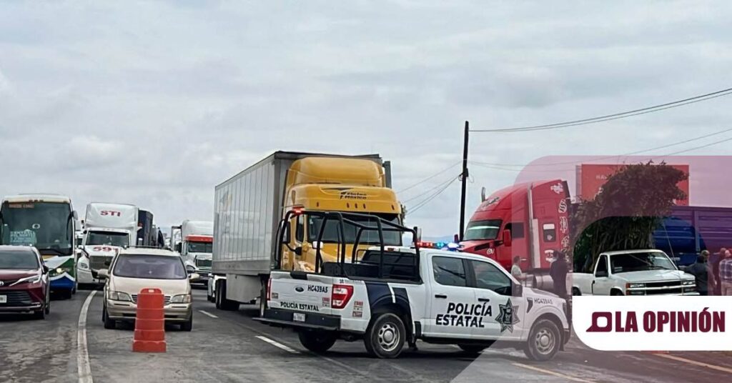 Continúa Bloqueada la Carretera México-Pachuca