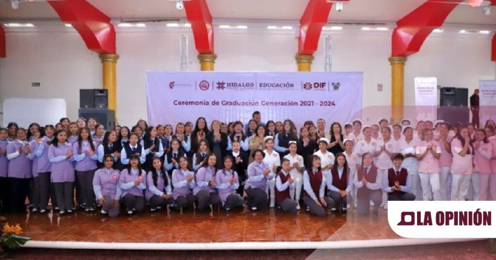 Edda Vite encabeza graduación de 103 estudiantes del Bachillerato Tecnológico de Casa de la Mujer Hidalguense