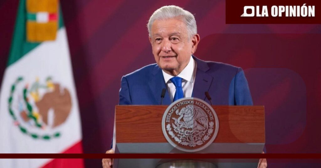 López Obrador presenta primer informe a padres de los 43 normalistas desaparecidos de Ayotzinapa