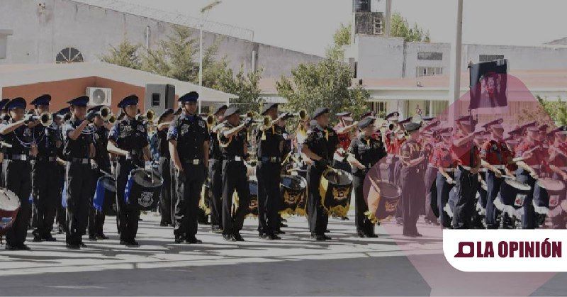 Banda de guerra hidalguense obtiene primer lugar en concurso nacional del ciclo escolar