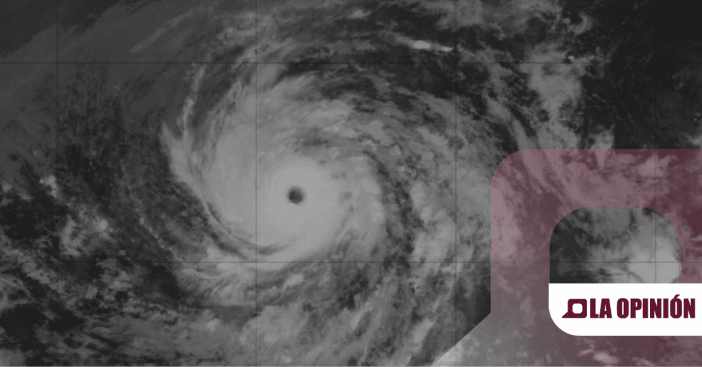 La tormenta tropical Gilma se intensifica a huracán categoría 3 y se aleja de las costas mexicanas