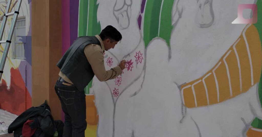 Dan brochazo inicial del proyecto Arte Perrón