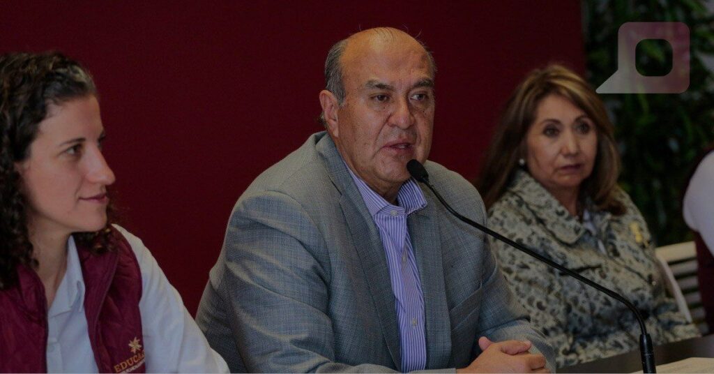 SEPH e IHE firman carta compromiso del servidor público