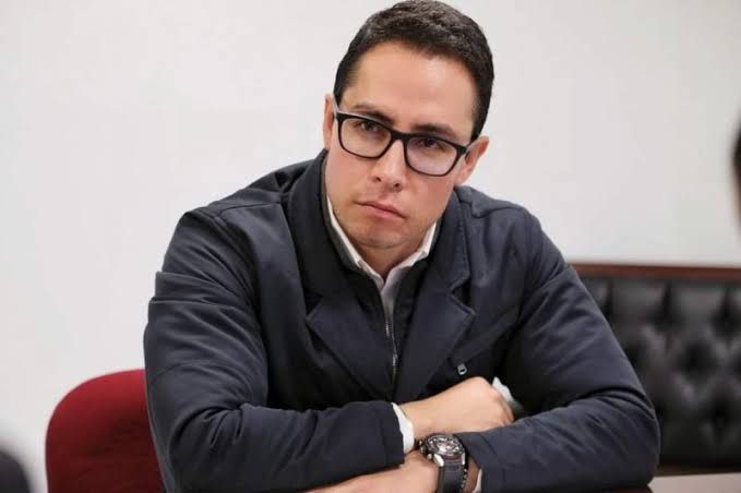 *Trascendido Político; Garganta No Tan Profunda