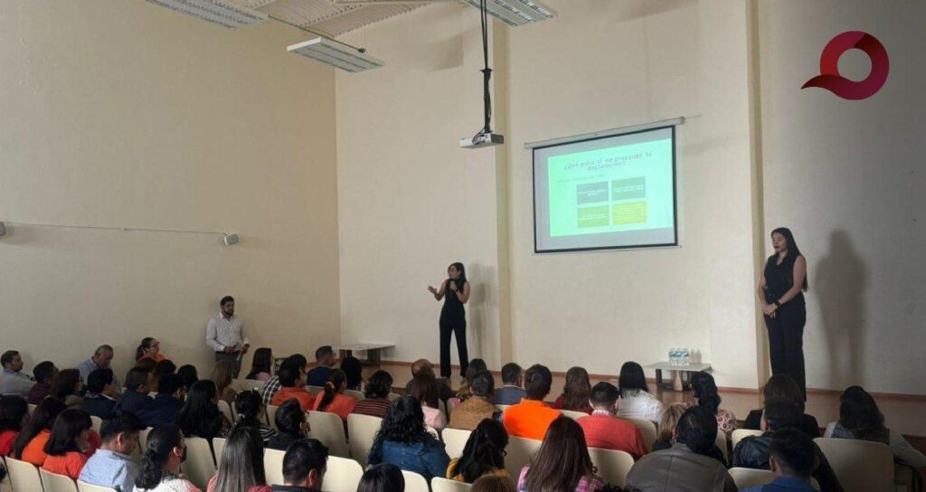 Contraloría refuerza capacitaciones