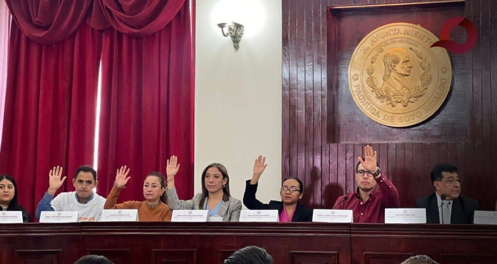 Prioriza Ayuntamiento de Pachuca contratos de comodato para inmuebles municipales y saneamiento de agua