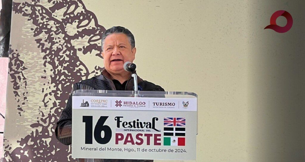 Inauguran Menchaca y autoridades inglesas el 16° Festival Internacional del Paste, en Mineral del Monte