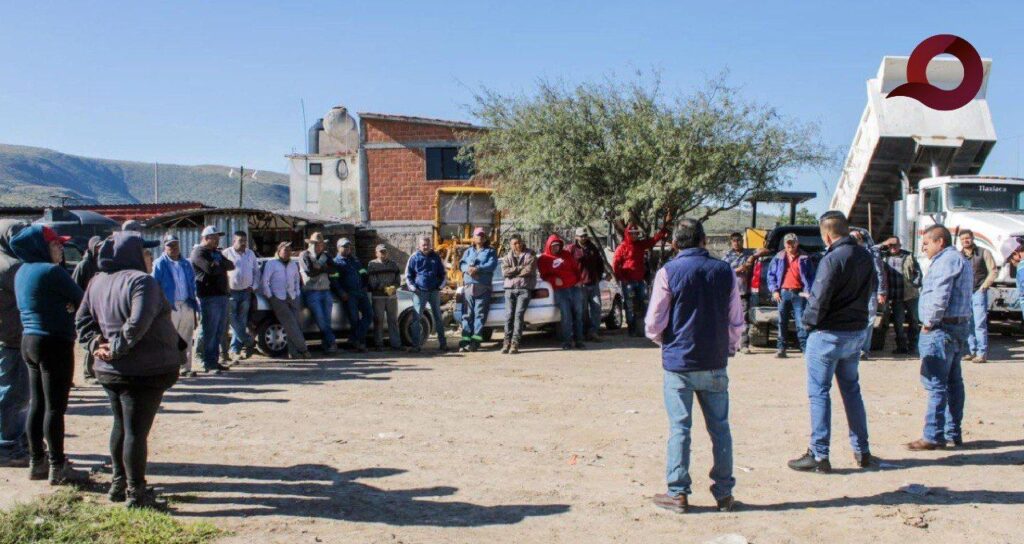 Adquieren camiones de basura en San Agustín Tlaxiaca y mejora la recolección