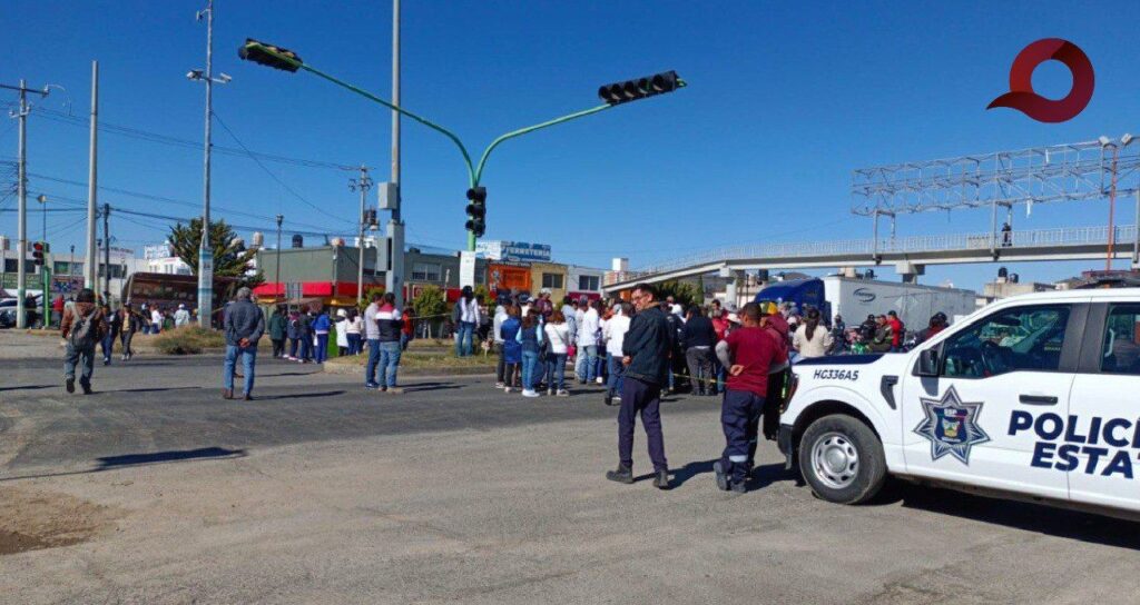 Colonos se manifestaron en el bulevar Santa Catarina tras acuerdos en contra del albergue para migrantes
