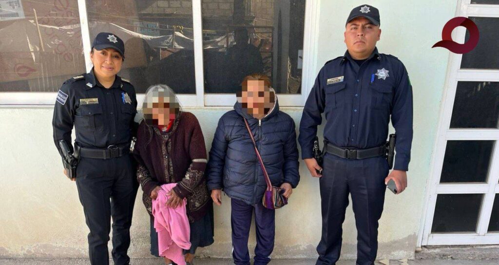 Policía Municipal de Pachuca regresa a una adulta mayor a su hogar tras perderse