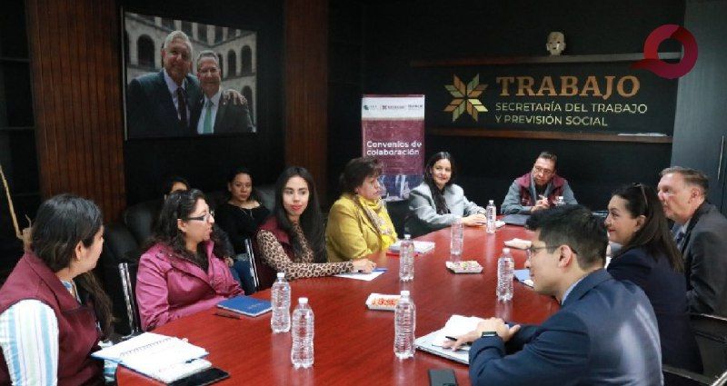 STPSH realiza mesa de trabajo para la prevención de fraudes en ofertas laborales en el extranjero