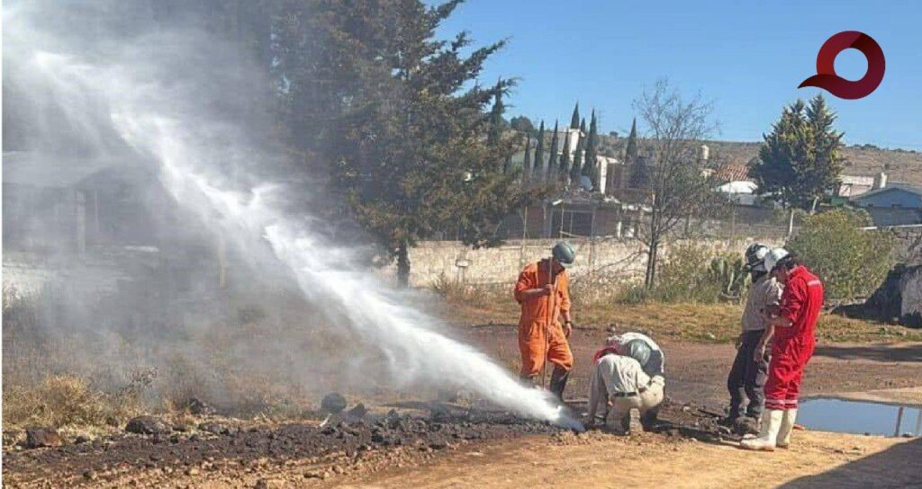 Fuga de hidrocarburo en Cuautepec provoca desalojo de viviendas y suspensión de energía eléctrica