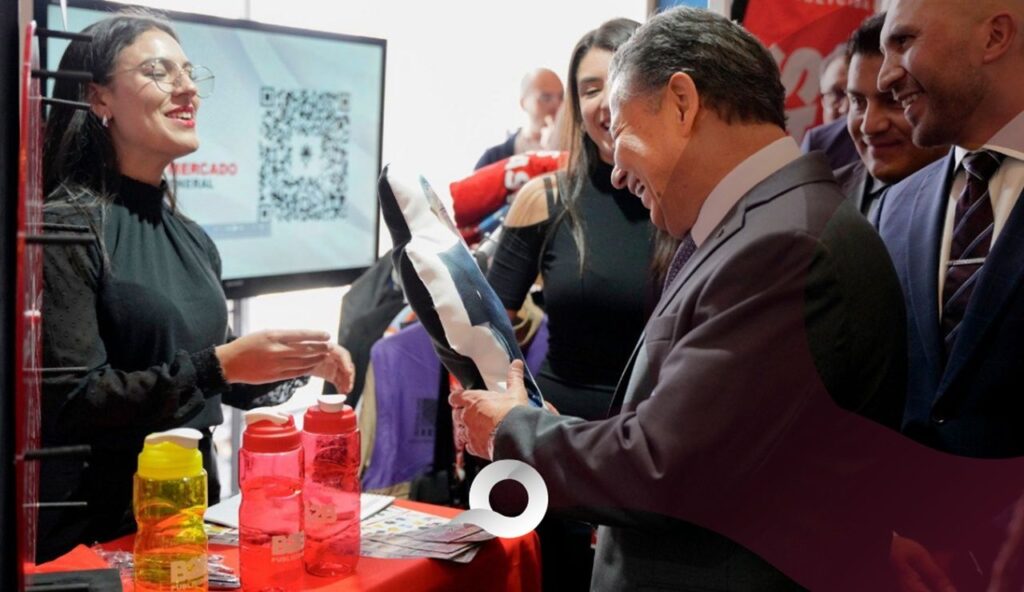 Julio Menchaca impulsa la generación de empleos en Tulancingo