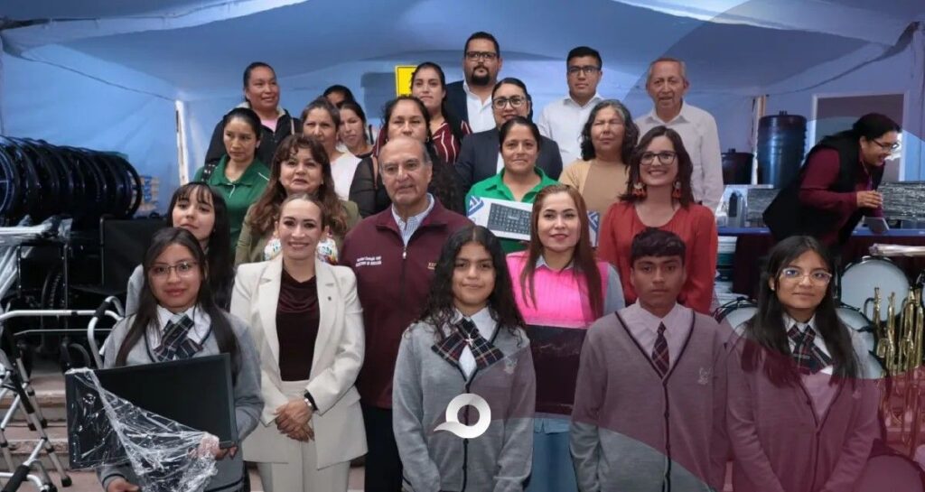 Escuelas de Tepeji del Río reciben apoyo de SEPH: Material tecnológico, deportivo y de construcción