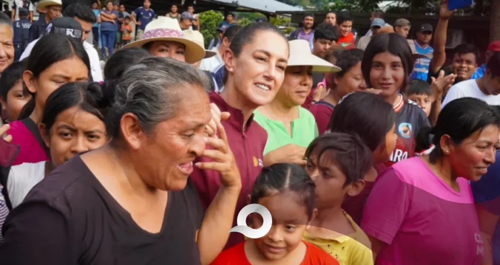 Sheinbaum y Menchaca refuerzan la atención a damnificados en Huehuetla Menchaca y Sheinbaum