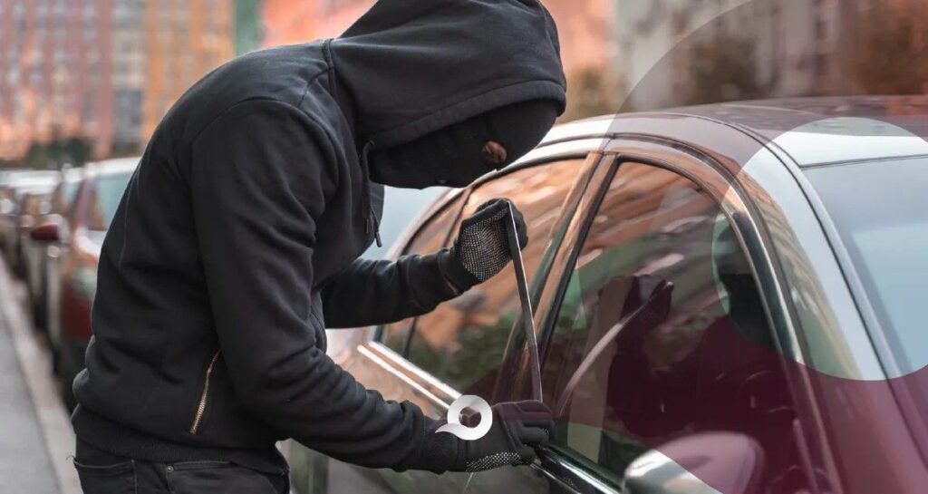 Recuperan vehículo robado en Tula de Allende y detienen a tres personas en Hidalgo