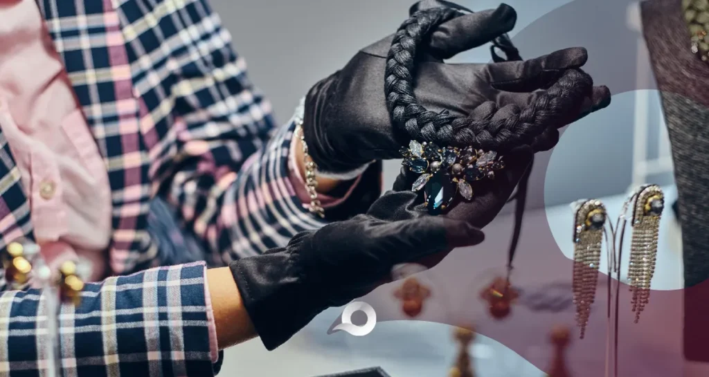 Roban medio millón de pesos de joyería de Pachuca