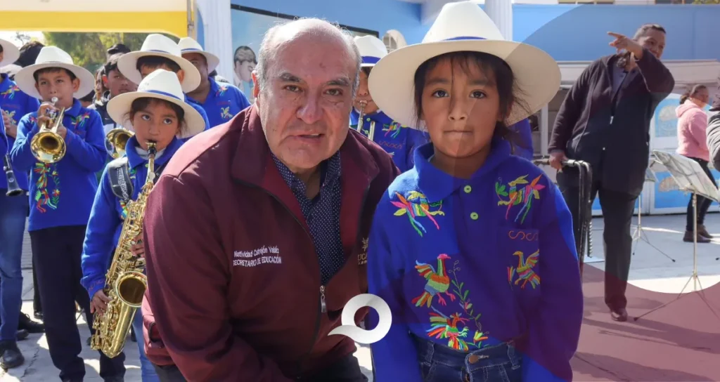 entrega de lentes Tezontepec de Aldama