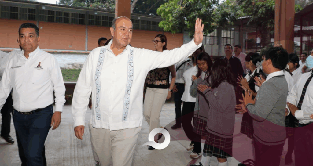 SEPH refuerza infraestructura educativa en Huejutla con entrega de aulas seph