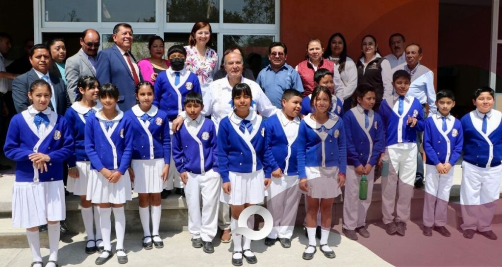 SEPH invierte más de 7 millones de pesos en infraestructura escolar en Zimapán