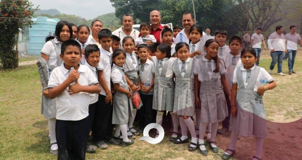 SEPH y Julio Menchaca anuncian la construcción de un nuevo bachillerato en Huejutla