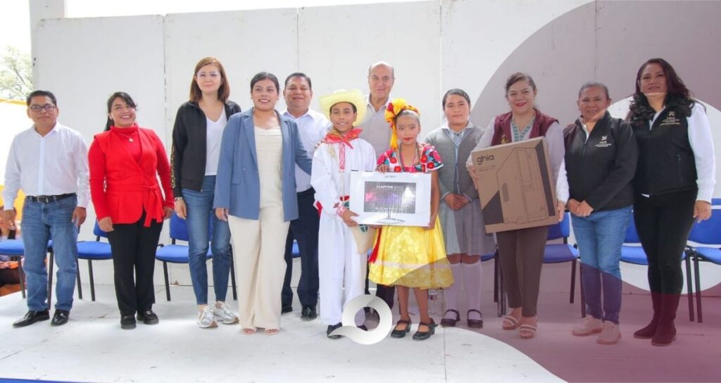 SEPH fortalece educación en Nicolás Flores con la entrega de mobiliario y equipo tecnológico