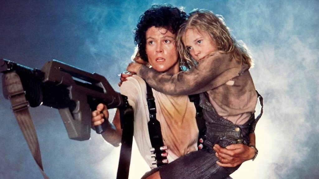 Escena de la película Aliens El regreso con Sigourney Weaver como Ellen Ripley