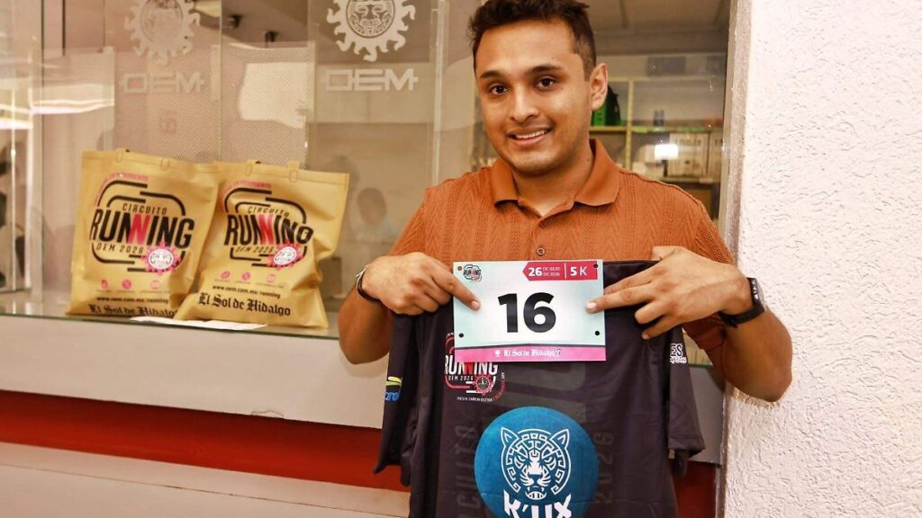 Carrera atlética El Sol de Hidalgo: inicia entrega de kits a corredores Entrega de kits a corredores participantes de la carrera atlética El Sol de Hidalgo en Pachuca