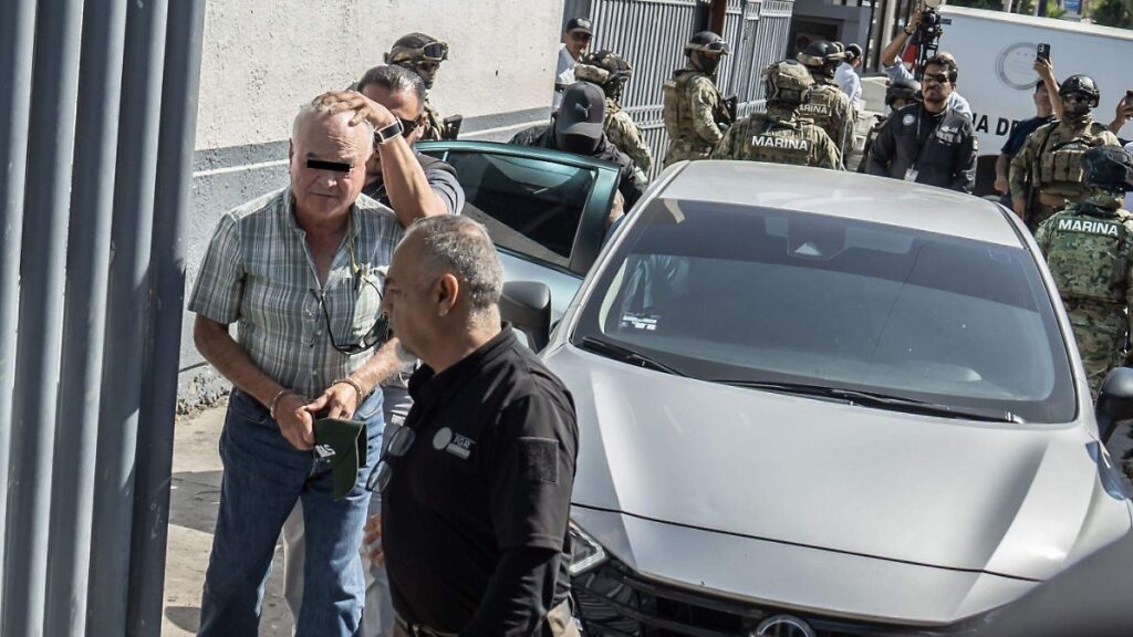 Investigación de la Fiscalía General de la República sobre operaciones de huachicol fiscal con triangulaciones internacionales