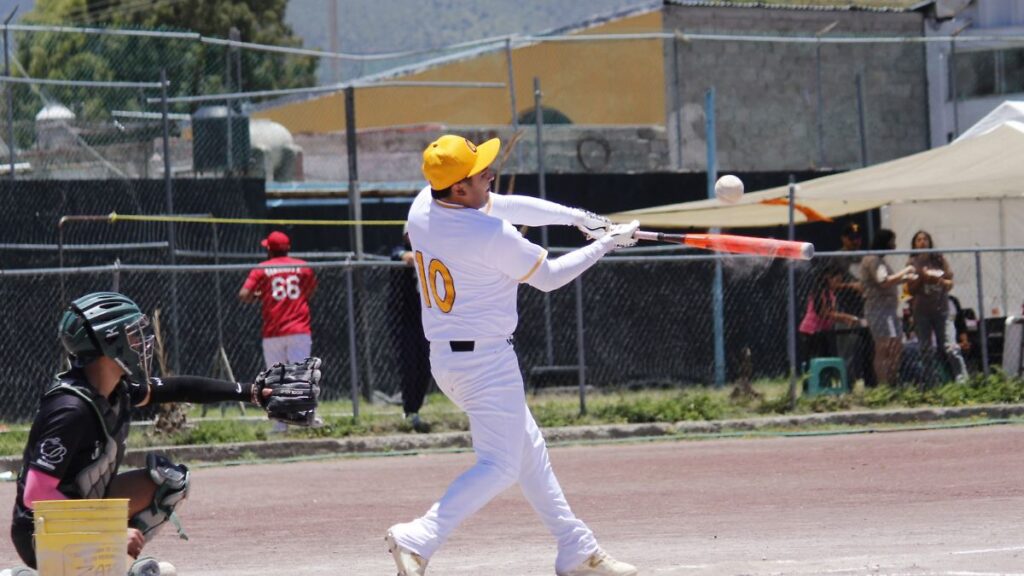 Liga de Softbol de Hidalgo celebra su Home Run Derby 2026 Competidores de la Liga de Softbol de Hidalgo participan en el Home Run Derby 2026 en el estadio Corona del Rosal