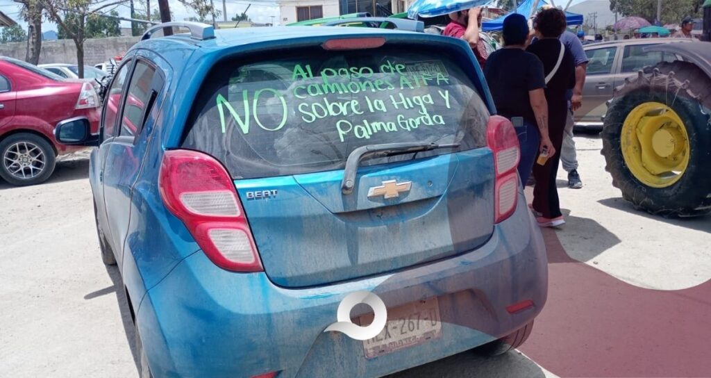 Bloquean obras del Tren AIFA-Pachuca en Mineral de la Reforma; vecinos exigen reparación de calles y agua potable Bloquean obras del Tren AIFA-Pachuca en Mineral de la Reforma; vecinos exigen reparación de calles y agua potable