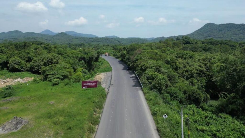 Carretera Zacualtipán-Huejutla: inversión de 2,277 mdp hasta 2030 Carretera en la región Huasteca de Hidalgo que conecta Zacualtipán con Huejutla