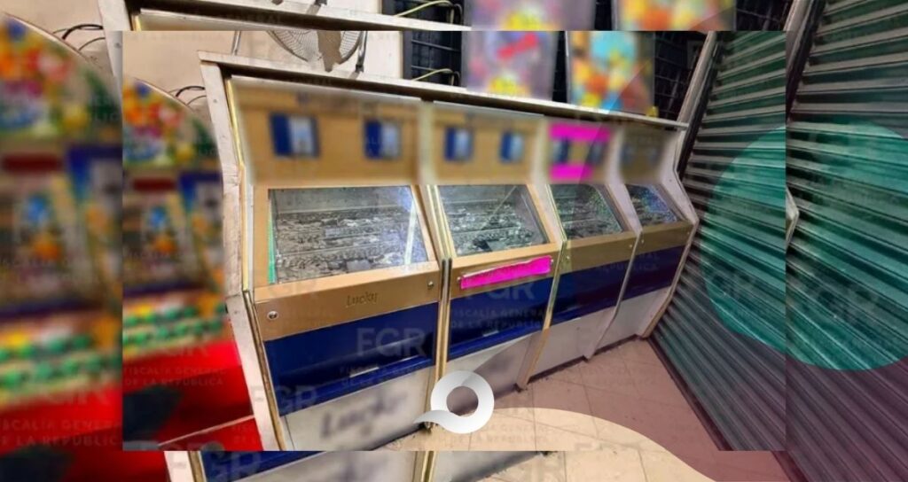 Desmantelan casino clandestino en Pachuca; aseguran 36 tragamonedas y más de 156 mil pesos