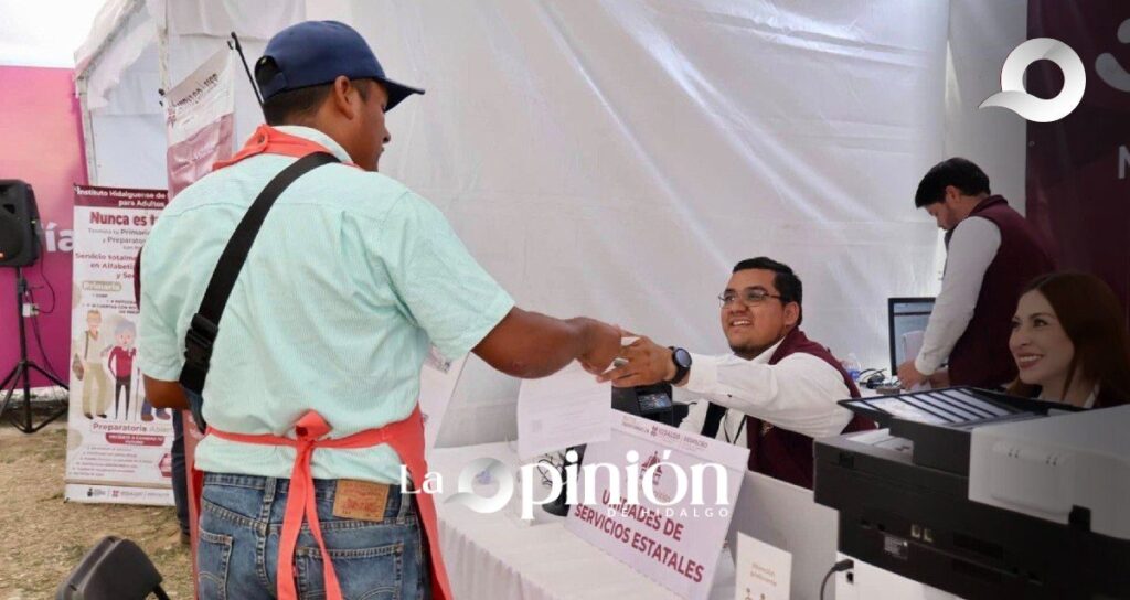 La USE llega a Apan para facilitar trámites