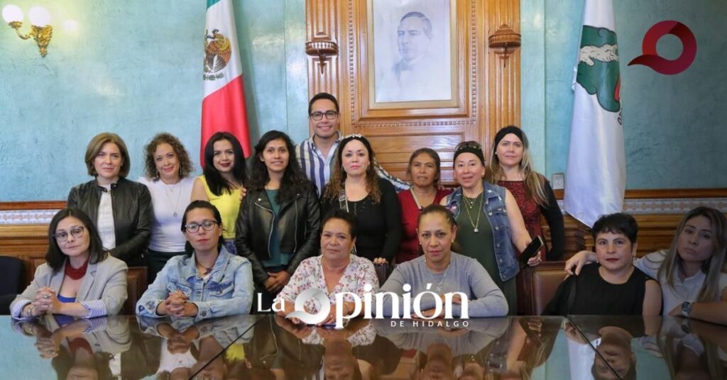 Se reúne Jorge Reyes con activistas y asociaciones protectoras de los derechos de los animales