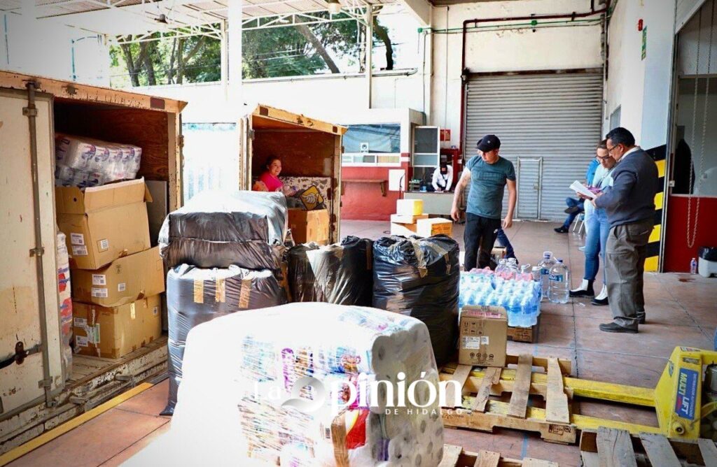 Envía DIF Hidalgo 8 toneladas de víveres a familias afectadas en Guerrero