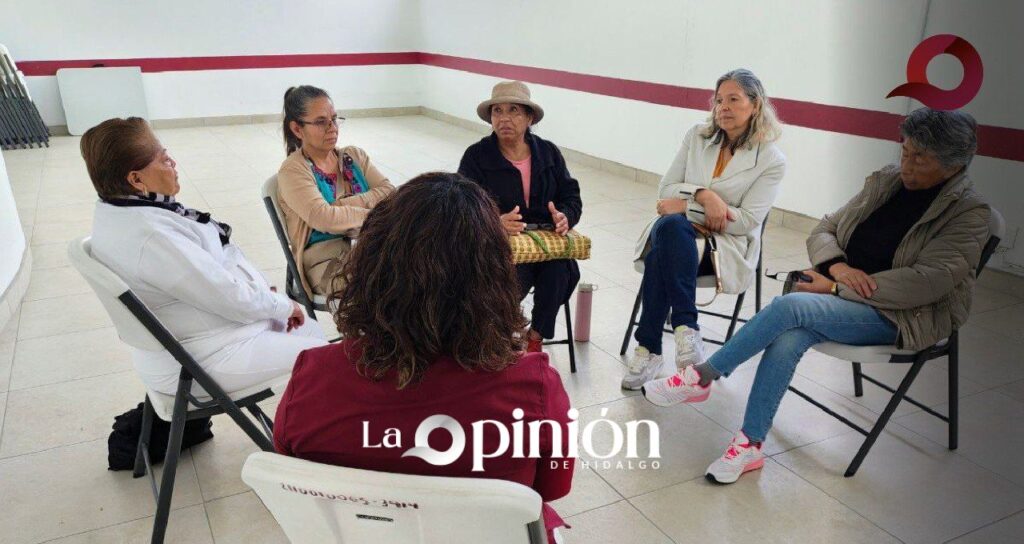 Sebiso promueve círculos de lectura para adultos mayores de 60 años