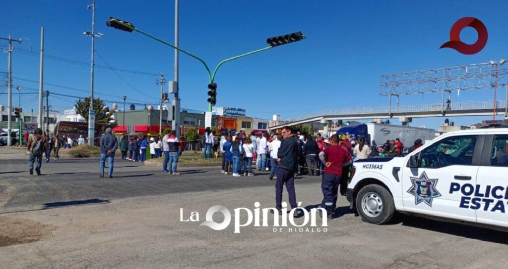 Colonos se manifestaron en el bulevar Santa Catarina tras acuerdos en contra del albergue para migrantes