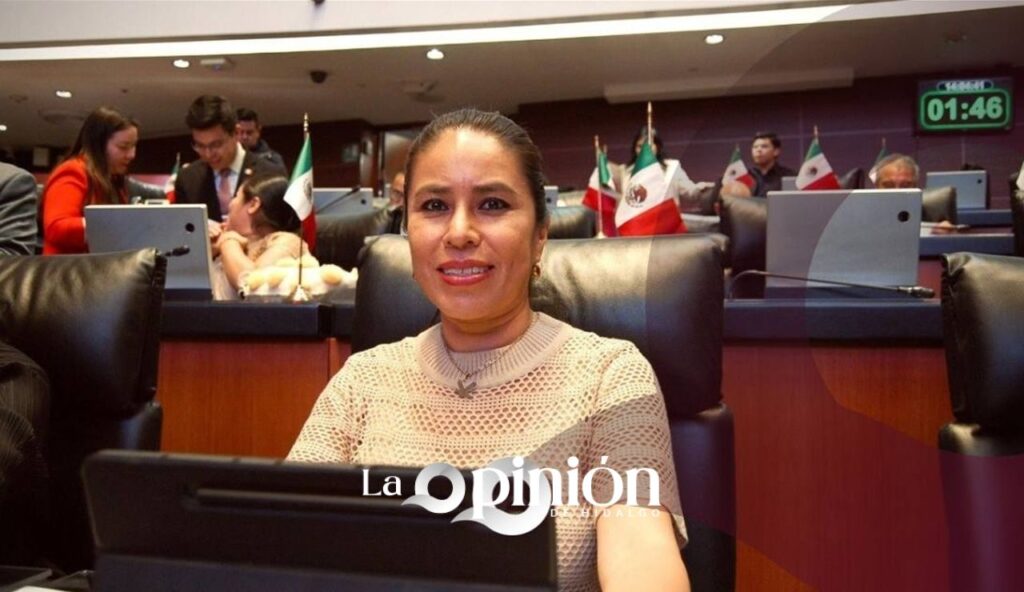 Simey Olvera da su primer informe destacando el impulso a las mujeres