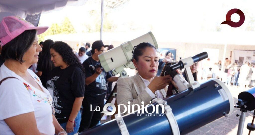 Más de 10 mil personas disfrutaron la primera edición de la “Noche de las Estrellas” en Tulancingo