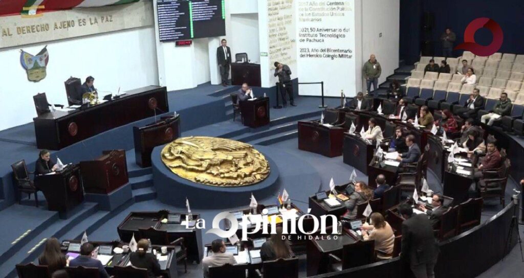 Polos opuestos, por eliminar los órganos autónomos