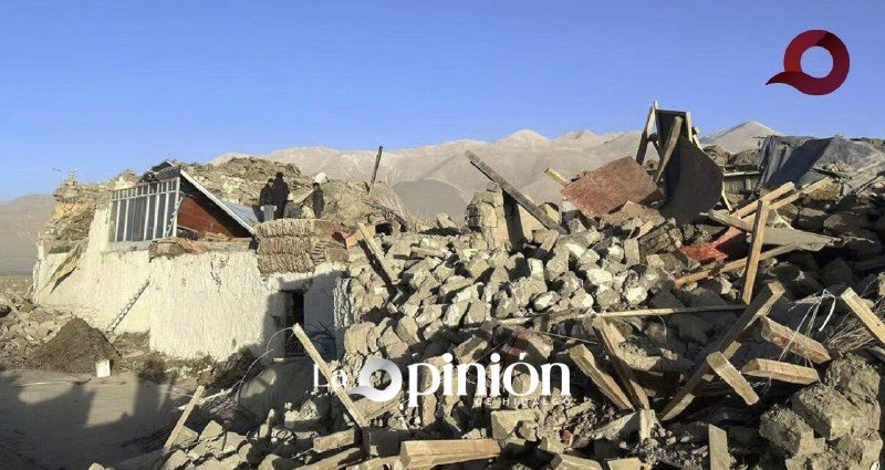 Casi 100 fallecidos tras terremoto en el Tíbet