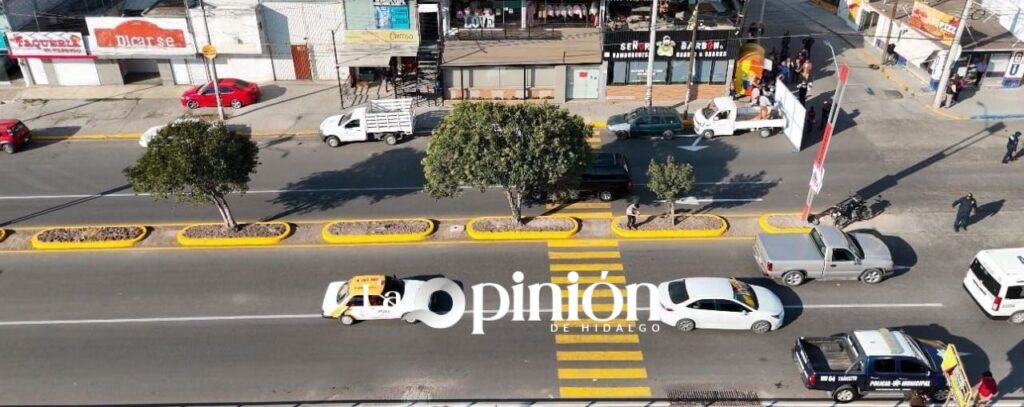 Inauguración del pavimento asfáltico en Avenida Carlos Lazo