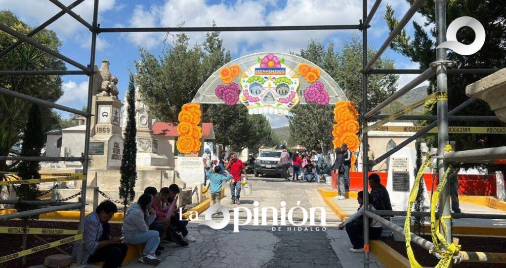 Poca afluencia y bajas ventas en el panteón municipal de Pachuca