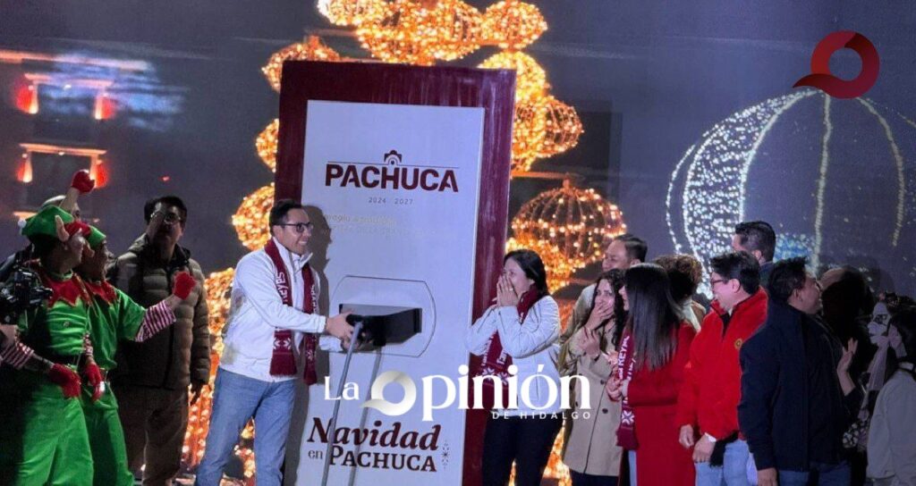 Jorge Reyes inicia festejos navideños en la Plaza independencia