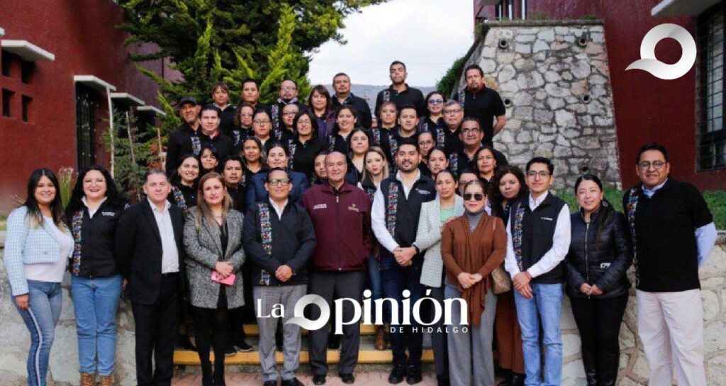 Naty Castrejón valora esfuerzo de enlaces de becas en sector educativo superior