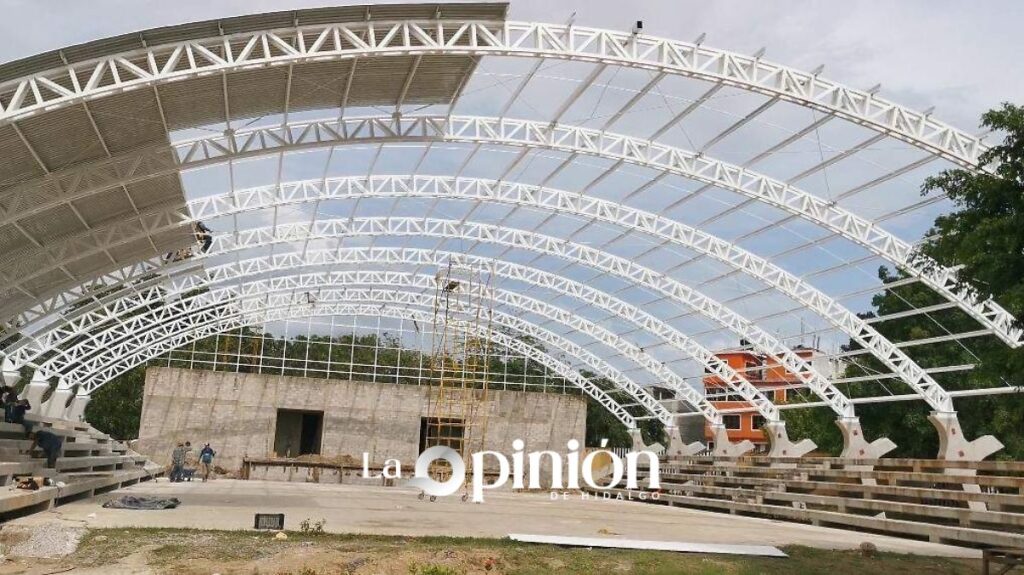 Huejutla construirá auditorio para escuelas de la región Huasteca