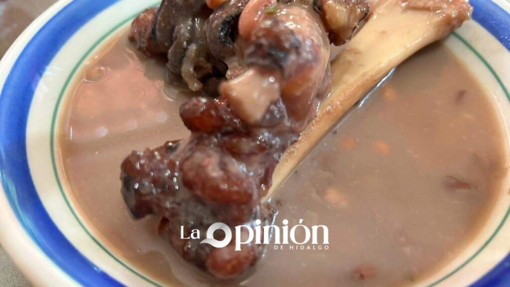 Frijoles con pata de borrego, receta tradicional del Valle del Mezquital