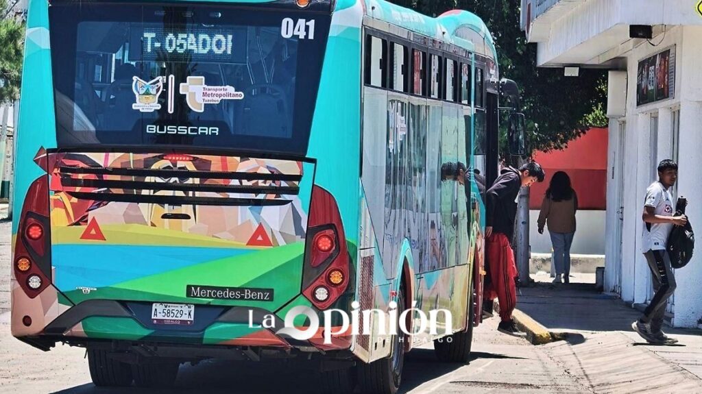 Transporte público en Pachuca consume 10% del salario mínimo